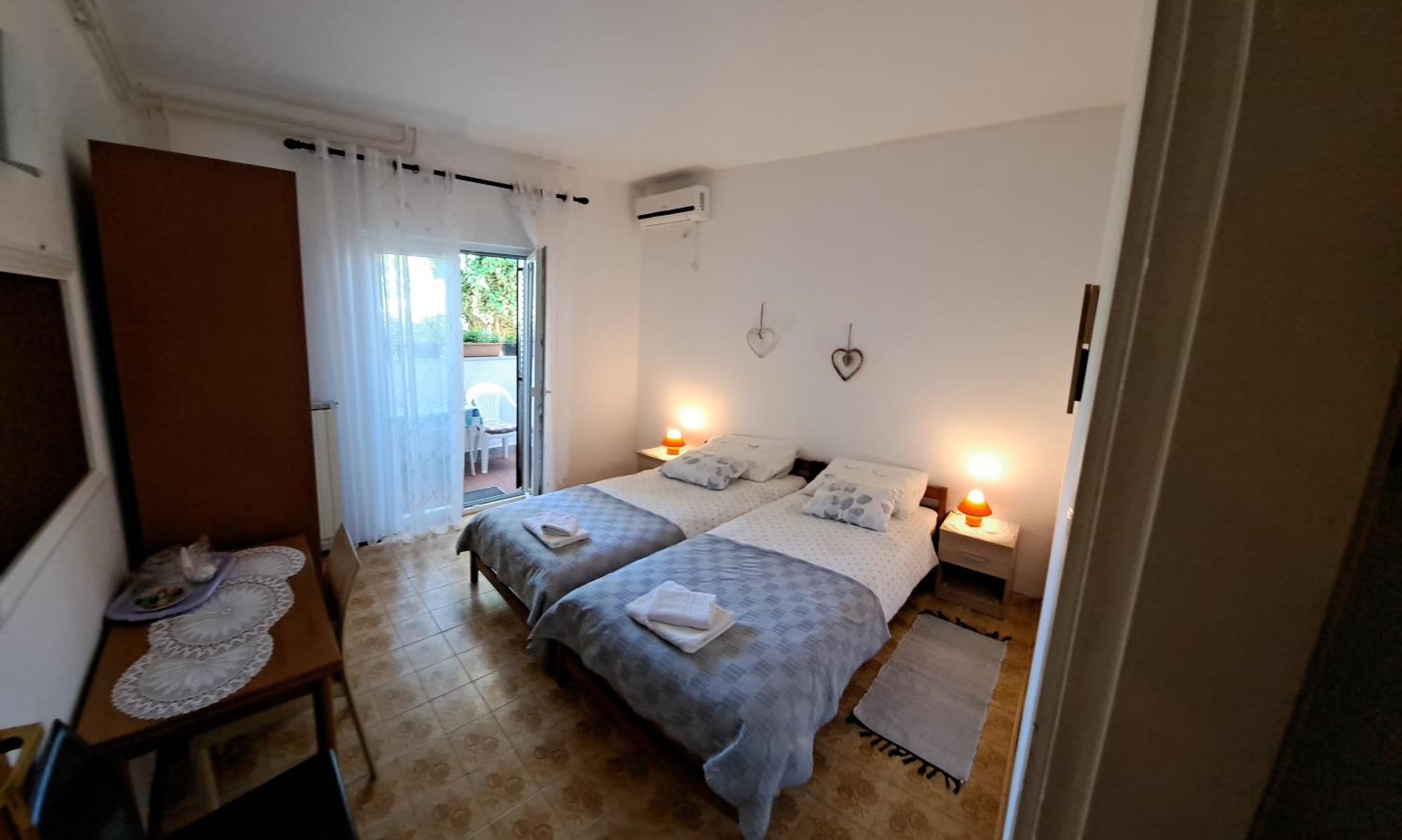 Accomodation Mirjana Rooms Porec Exterior photo